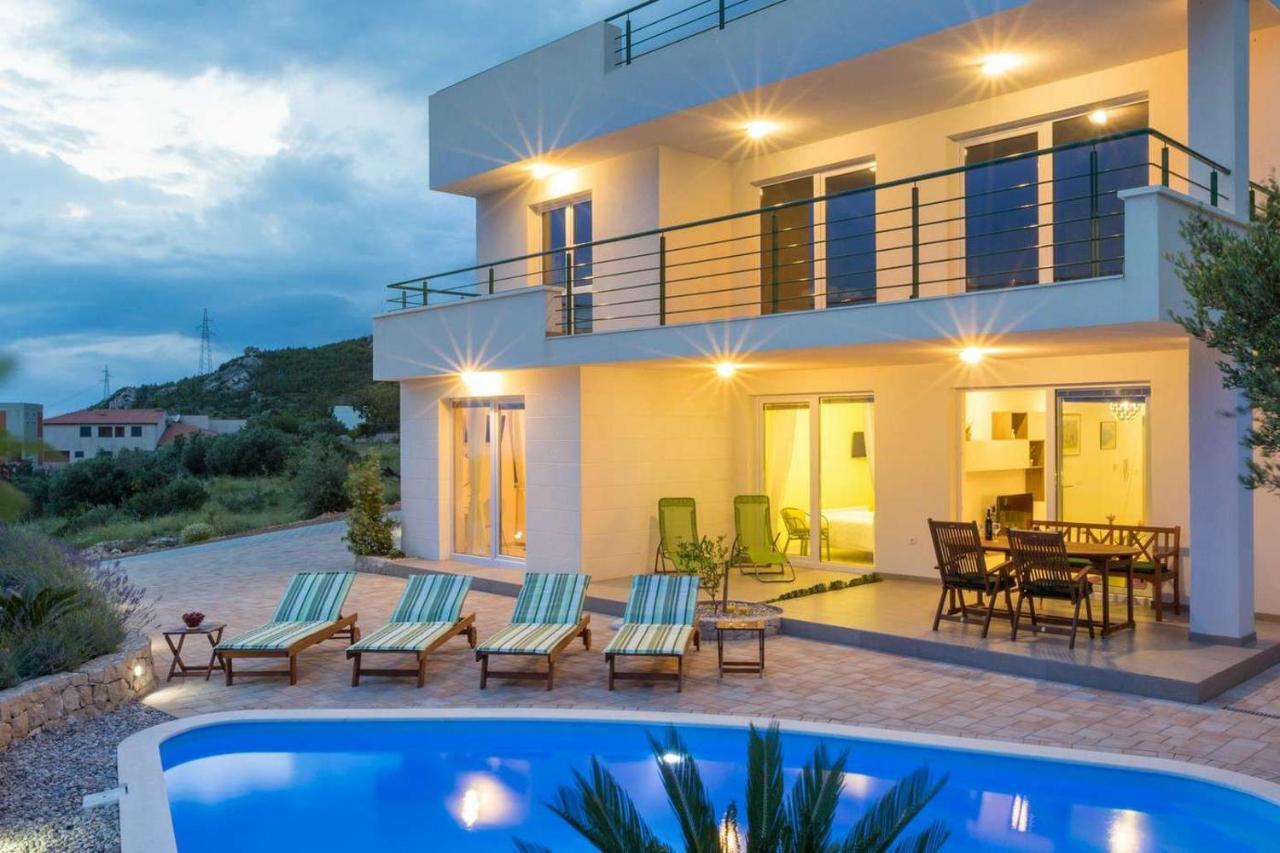 Lux Apartment Sandra Makarska Exteriör bild
